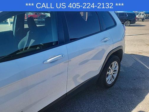 2020 Jeep Cherokee Latitude