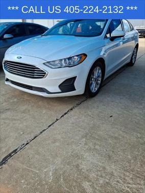 2020 Ford Fusion SE