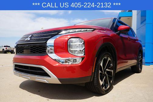 Red Diamond 2023 Mitsubishi Outlander SE S-AWC