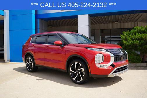 Red Diamond 2023 Mitsubishi Outlander SE S-AWC