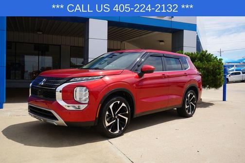 Red Diamond 2023 Mitsubishi Outlander SE S-AWC