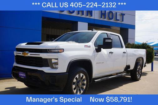 Summit White 2025 Chevrolet Silverado 2500 Custom