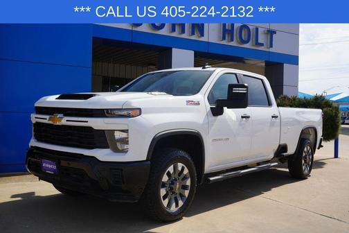 Summit White 2025 Chevrolet Silverado 2500 Custom