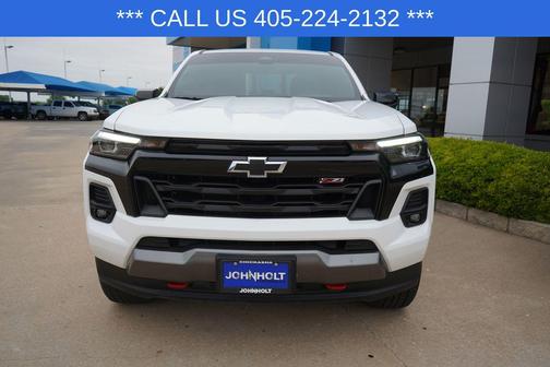Summit White 2024 Chevrolet Colorado Z71