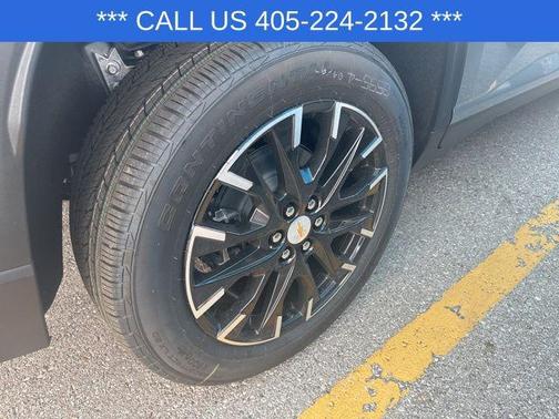 Sterling Gray Metallic 2026 Chevrolet Traverse LT