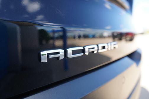 2021 GMC Acadia AWD AT4