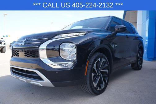 2024 Mitsubishi Outlander SE Black Edition w/Pano Roof S-AWC