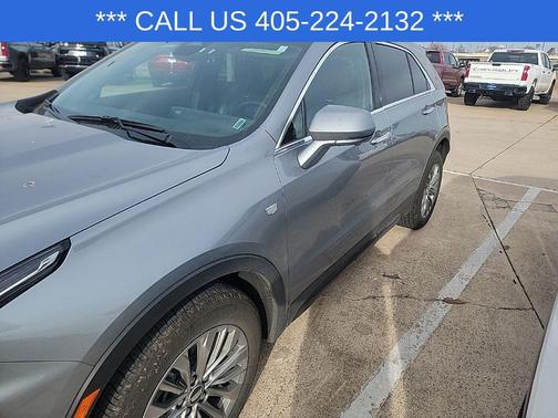 2025 Cadillac XT4 Premium Luxury