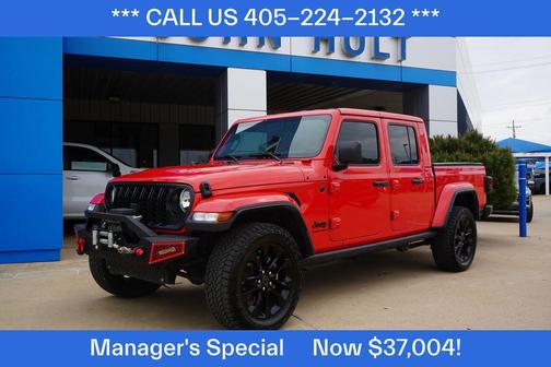 Firecracker Red Clearcoat 2025 Jeep Gladiator Nighthawk