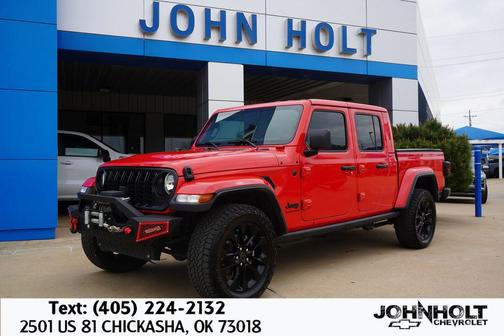 Firecracker Red Clearcoat 2025 Jeep Gladiator Nighthawk