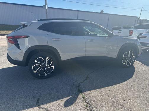 2026 Chevrolet Trax FWD 2RS