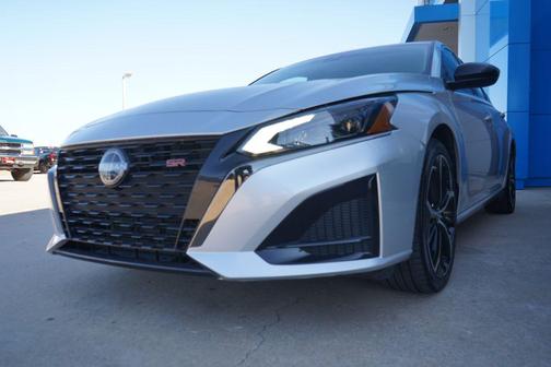 2024 Nissan Altima SR FWD