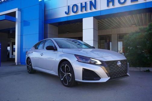 2024 Nissan Altima SR FWD