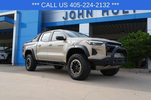 Sand Dune Metallic 2023 Chevrolet Colorado ZR2