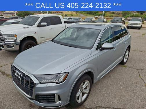 2024 Audi Q7 45 Premium Plus