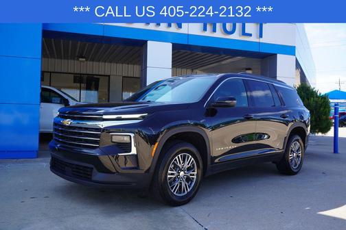 Mosaic Black Metallic 2025 Chevrolet Traverse LT SUV