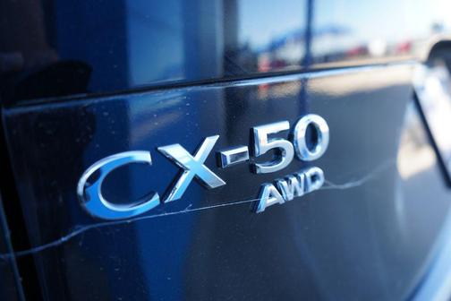 2024 Mazda CX-50 2.5 S Preferred Package