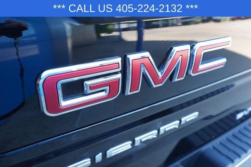 Onyx Black 2025 GMC Sierra 1500 SLT