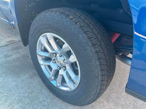 01u 2026 Chevrolet Silverado 1500 LT