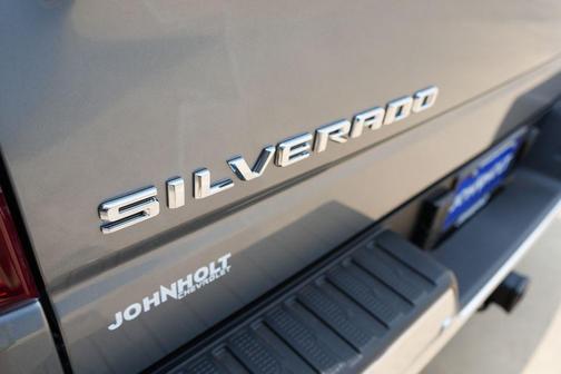 Sterling Gray Metallic 2026 Chevrolet Silverado 1500 LT