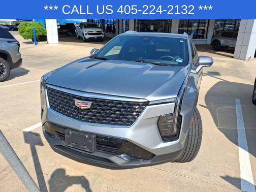 2025 Cadillac XT4 Premium Luxury