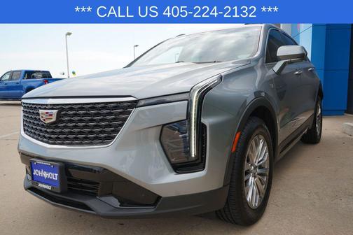 2025 Cadillac XT4 Premium Luxury
