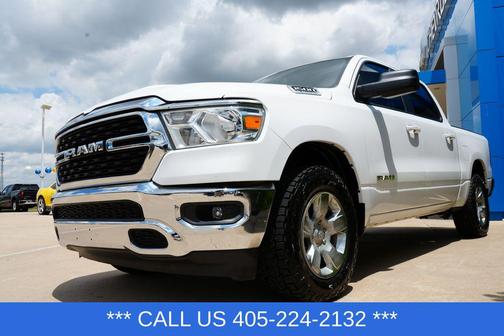 Bright White Clearcoat 2022 RAM 1500 Big Horn/Lone Star