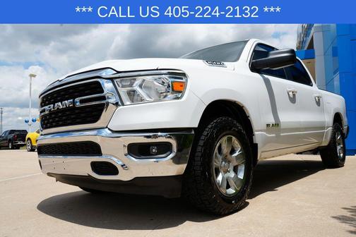 Bright White Clearcoat 2022 RAM 1500 Big Horn/Lone Star