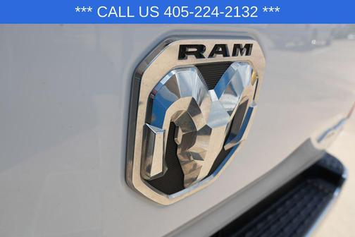 Bright White Clearcoat 2022 RAM 1500 Big Horn/Lone Star