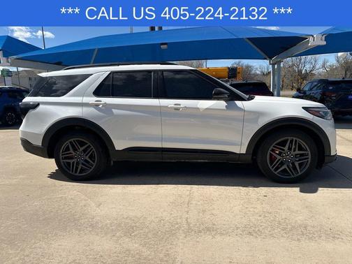 2025 Ford Explorer ST