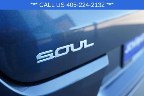 Gravity Gray 2024 Kia Soul LX