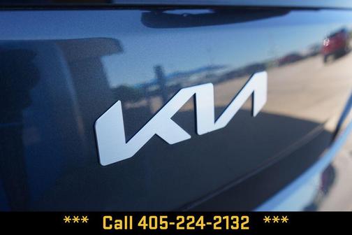 Gravity Gray 2024 Kia Soul LX