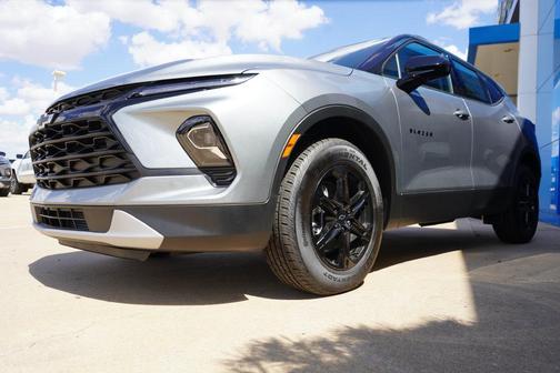 Sterling Gray Metallic 2026 Chevrolet Blazer 2LT