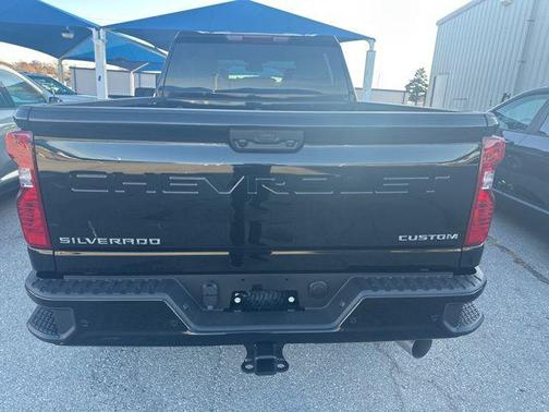 2026 Chevrolet Silverado 2500 Custom