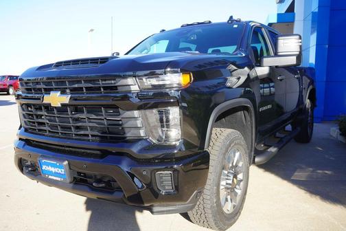 2026 Chevrolet Silverado 2500 Custom