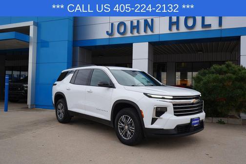 2025 Chevrolet Traverse LT