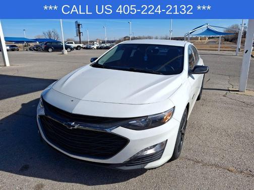 2022 Chevrolet Malibu FWD LT