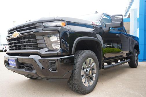 Black 2026 Chevrolet Silverado 2500 Custom