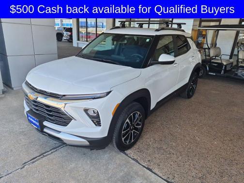 Summit White 2026 Chevrolet Trailblazer LT