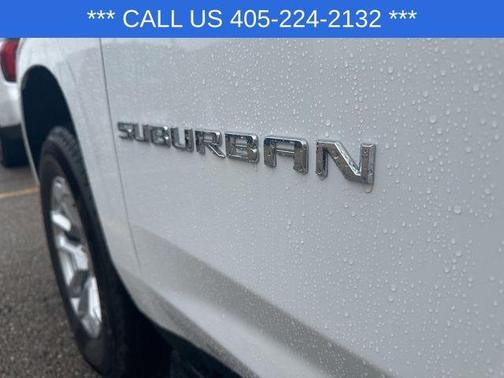 2025 Chevrolet Suburban LT