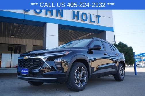 Black Metallic 2026 Chevrolet Trax LT