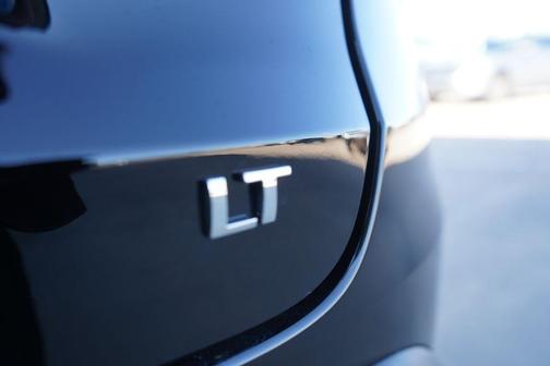 Black Metallic 2026 Chevrolet Trax LT