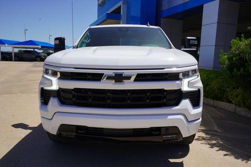 Summit White 2025 Chevrolet Silverado 1500 RST