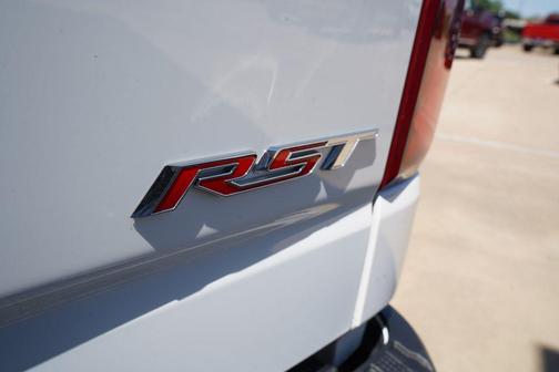 Summit White 2025 Chevrolet Silverado 1500 RST