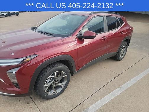 2025 Chevrolet Trax LT