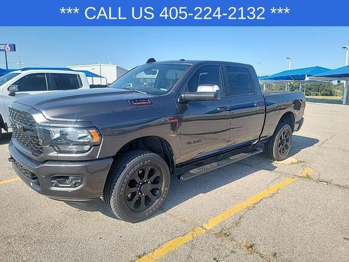 2022 RAM 2500 Big Horn Crew Cab 4x4 6'4' Box