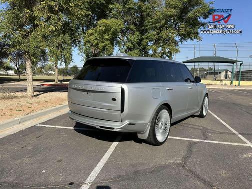 2023 Land Rover Range Rover First Edition