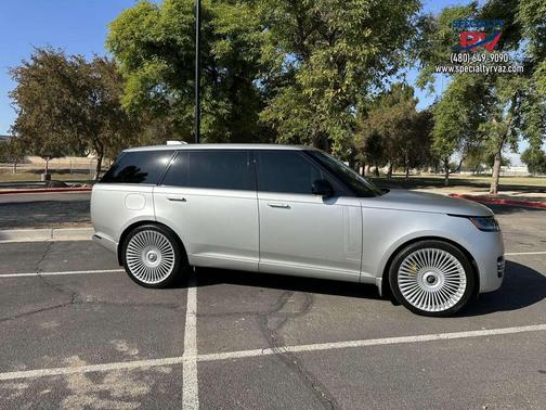 2023 Land Rover Range Rover First Edition
