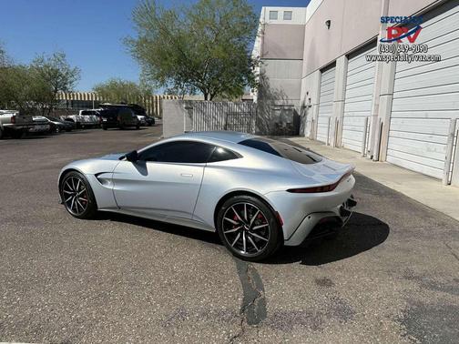 2020 Aston Martin Vantage 