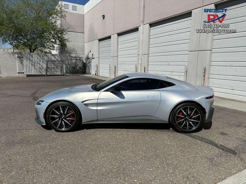 2020 Aston Martin Vantage 